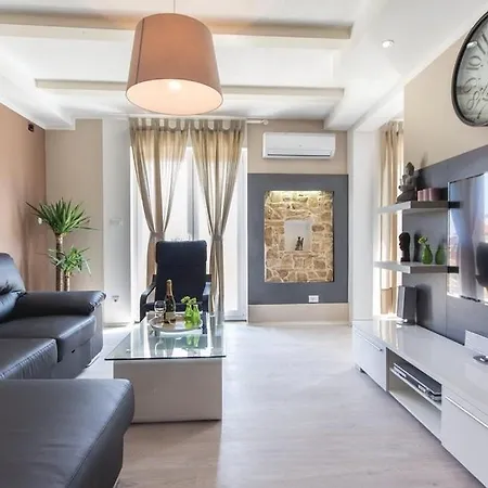 With A Swimming Pool Liznjan, Medulin - 15151 Apartament